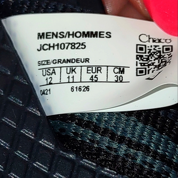 Chaco Men's Classic Flip flop Notch Navy - Picture 12 of 13